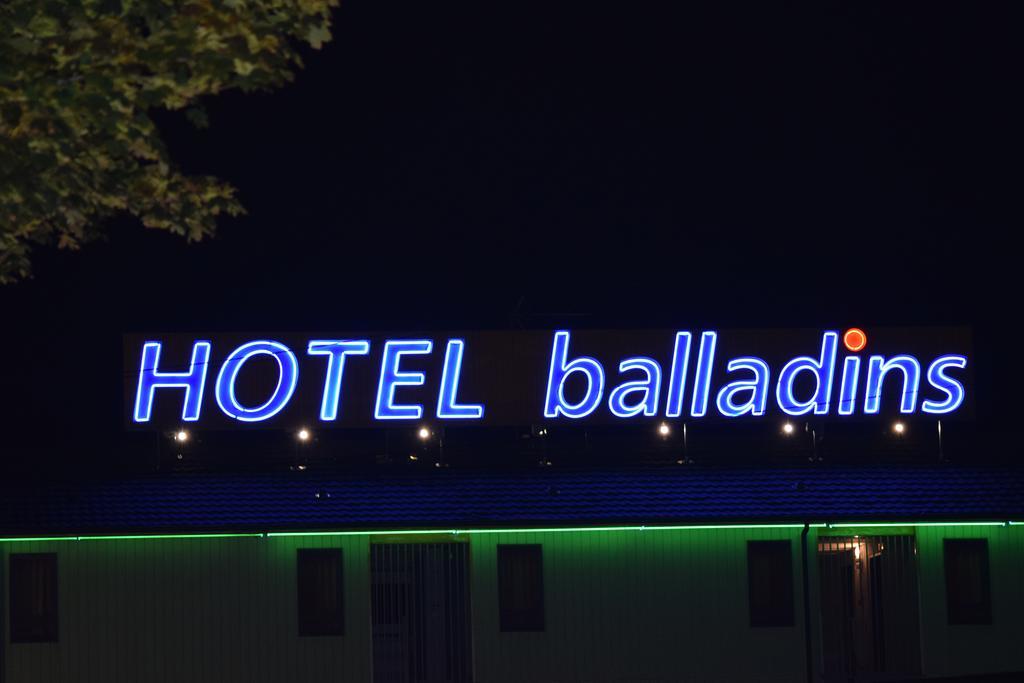 Initial By Balladins Vigneux-Sur-Seine Extérieur photo